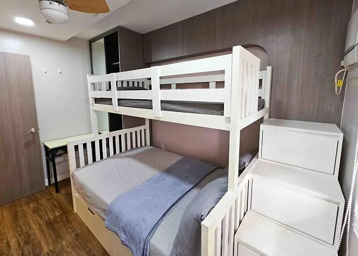 Aparthotel Stylish 2 Bedroom Near Bgc And Airport With Fast Wifi